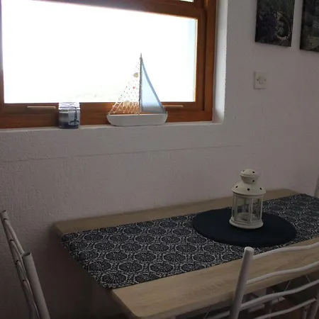 Lilly Apartamento Nerezine